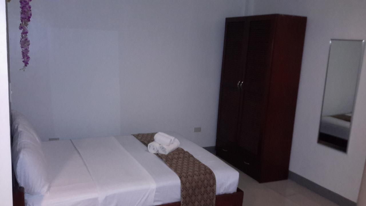 Conrada'S Place Hotel And Resort Panglao Island Exterior photo